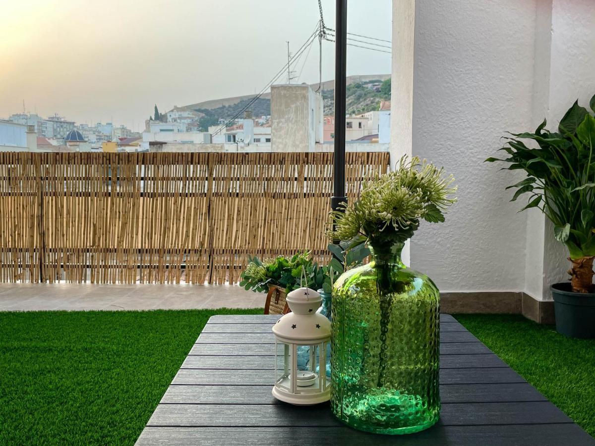 La Terraza. Vistas Al Castillo A 1 Min. De La Playa อาลิกันเต ภายนอก รูปภาพ